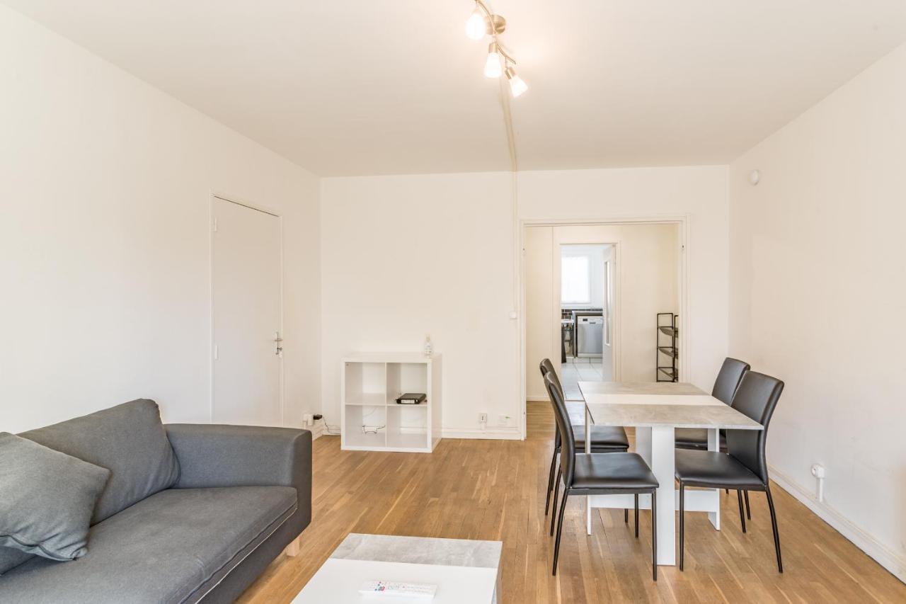Spacieux Appartement - 6 Personnes - Parking Gratuit Saint-Andre-les-Vergers Exterior photo